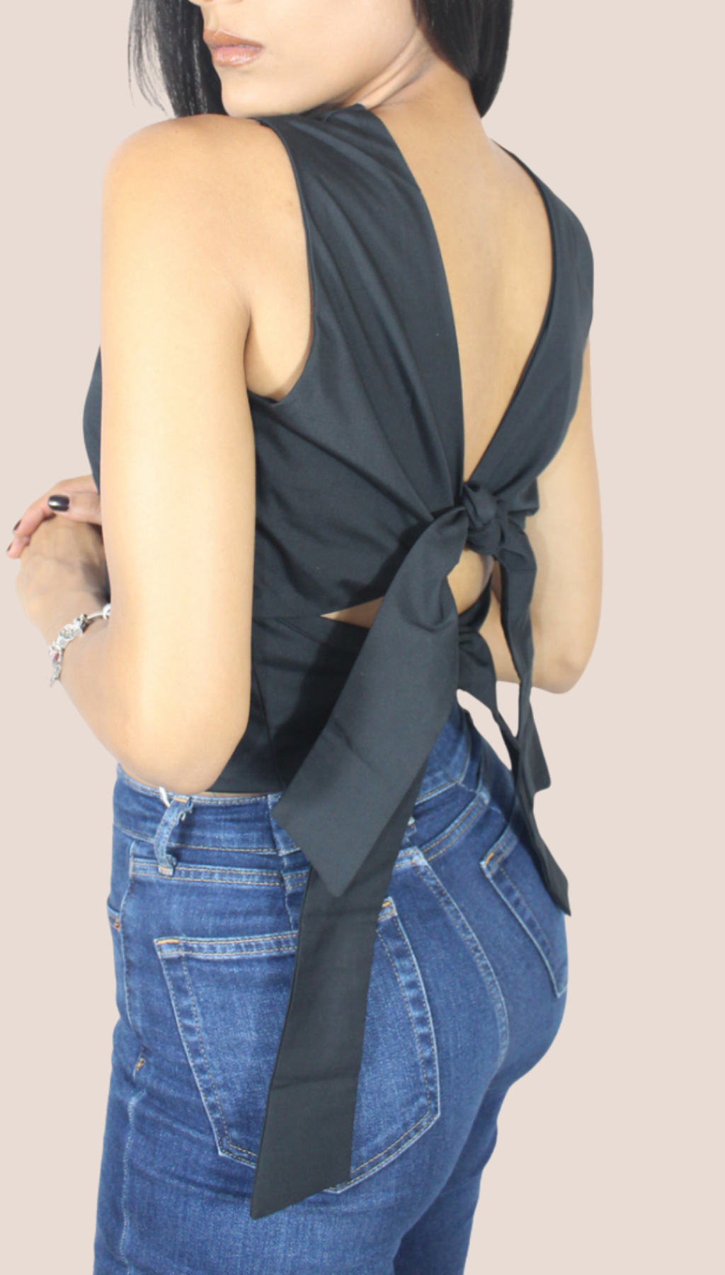 Blacki Nudos TOP