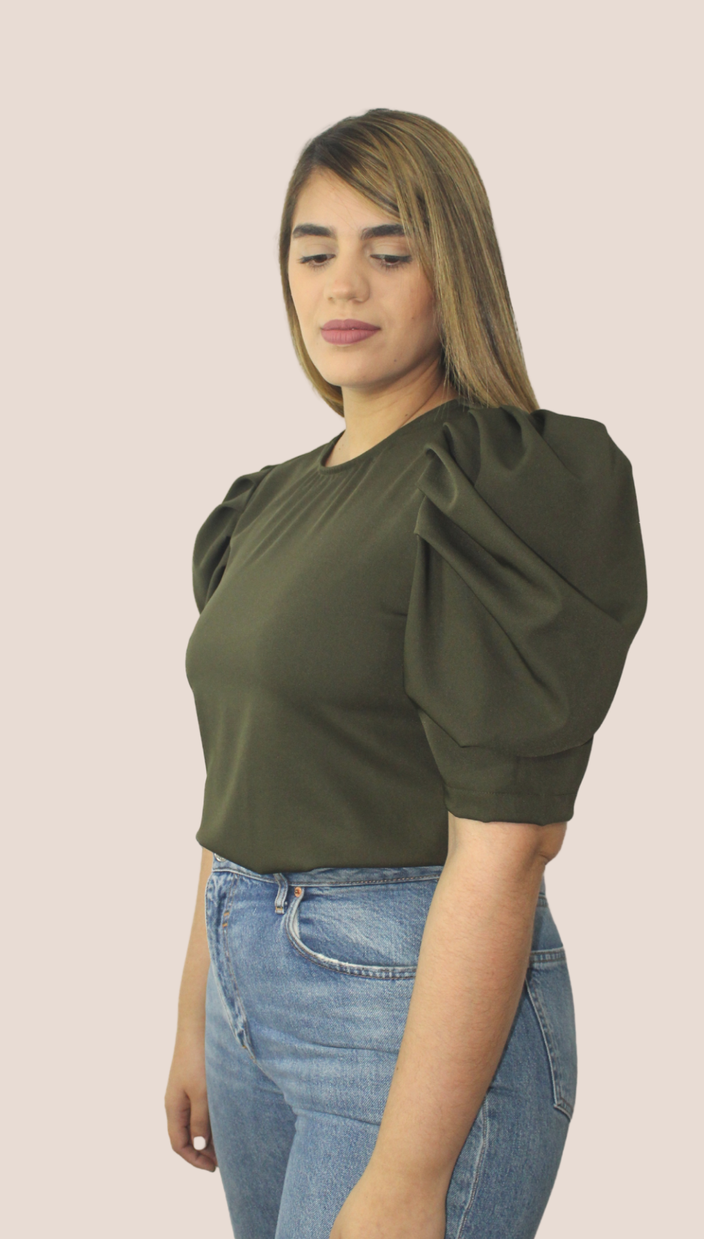 Verde olivo tachon