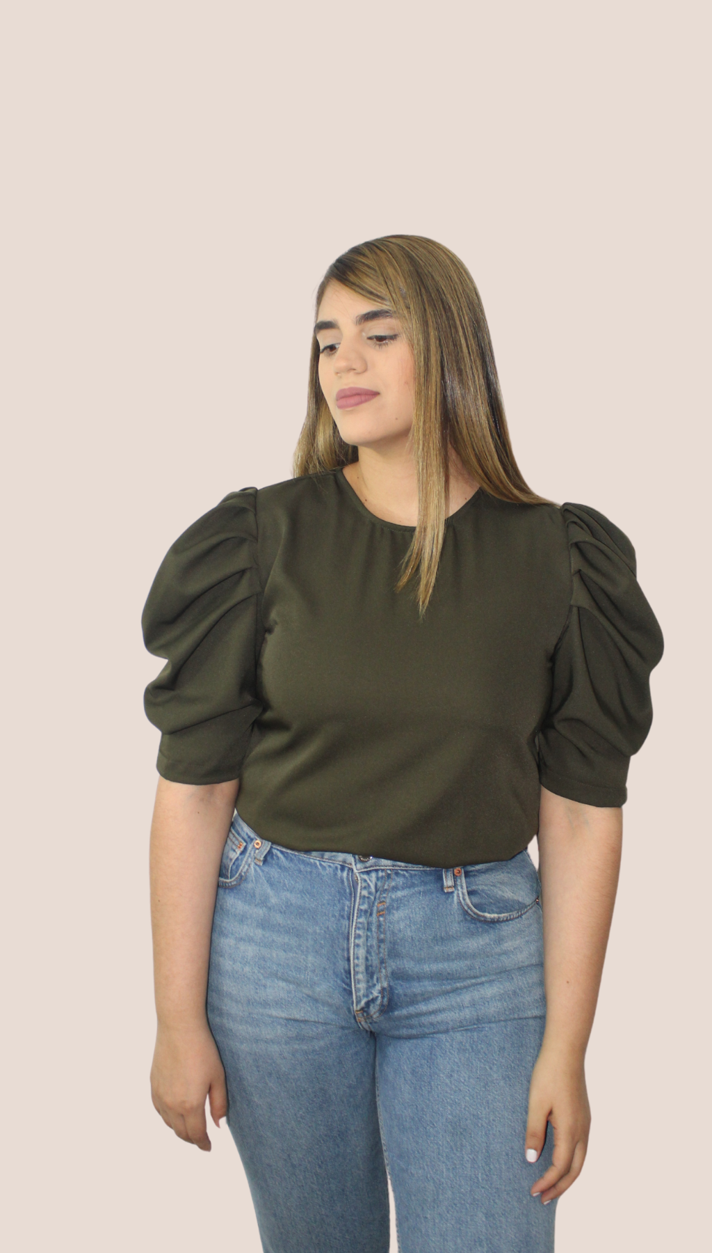 Verde olivo tachon