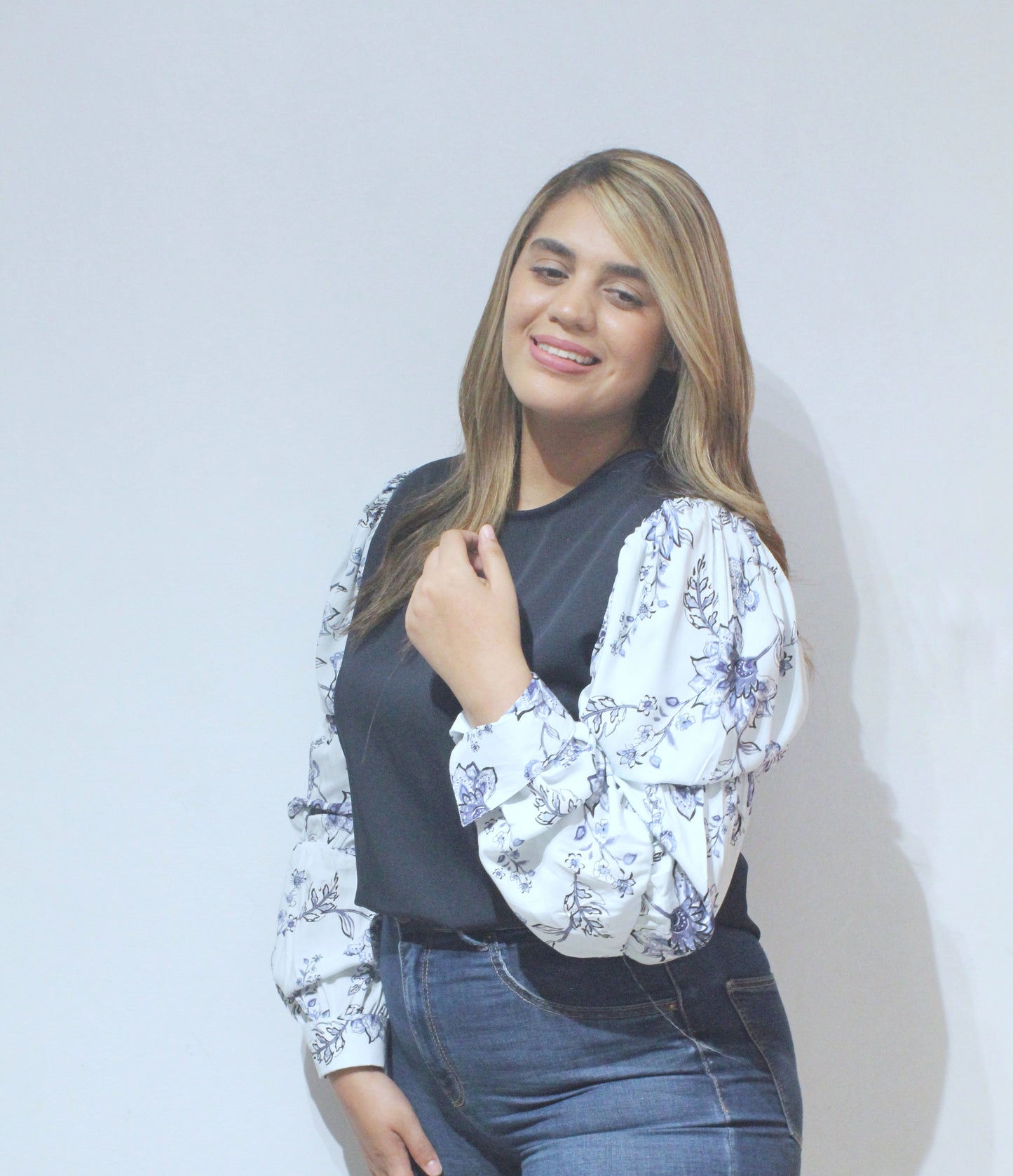 Navy FLOWERS Blouse con puño