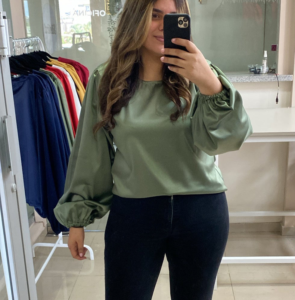SATIN BLOUSE en verde