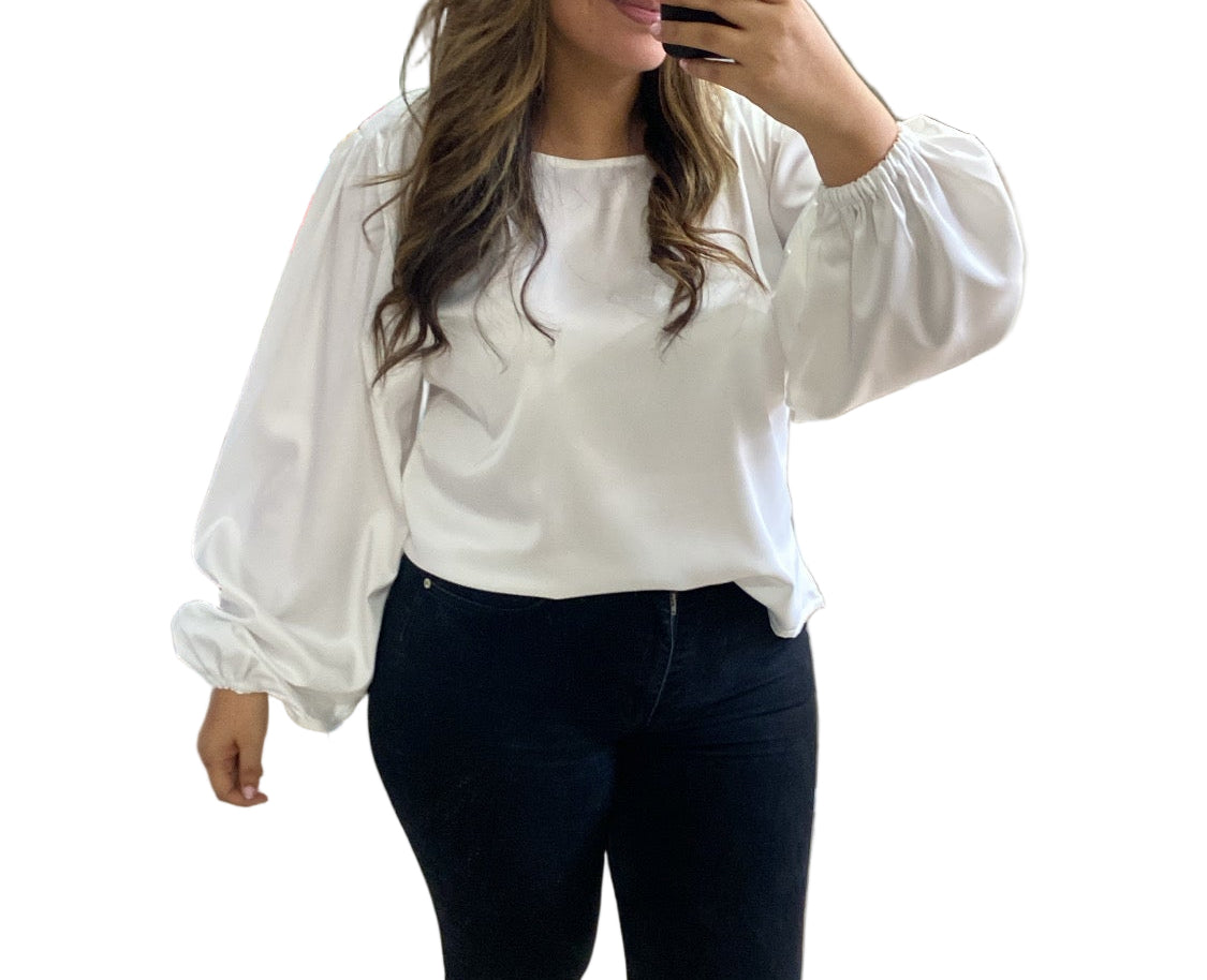 SATIN BLOUSE en blanco
