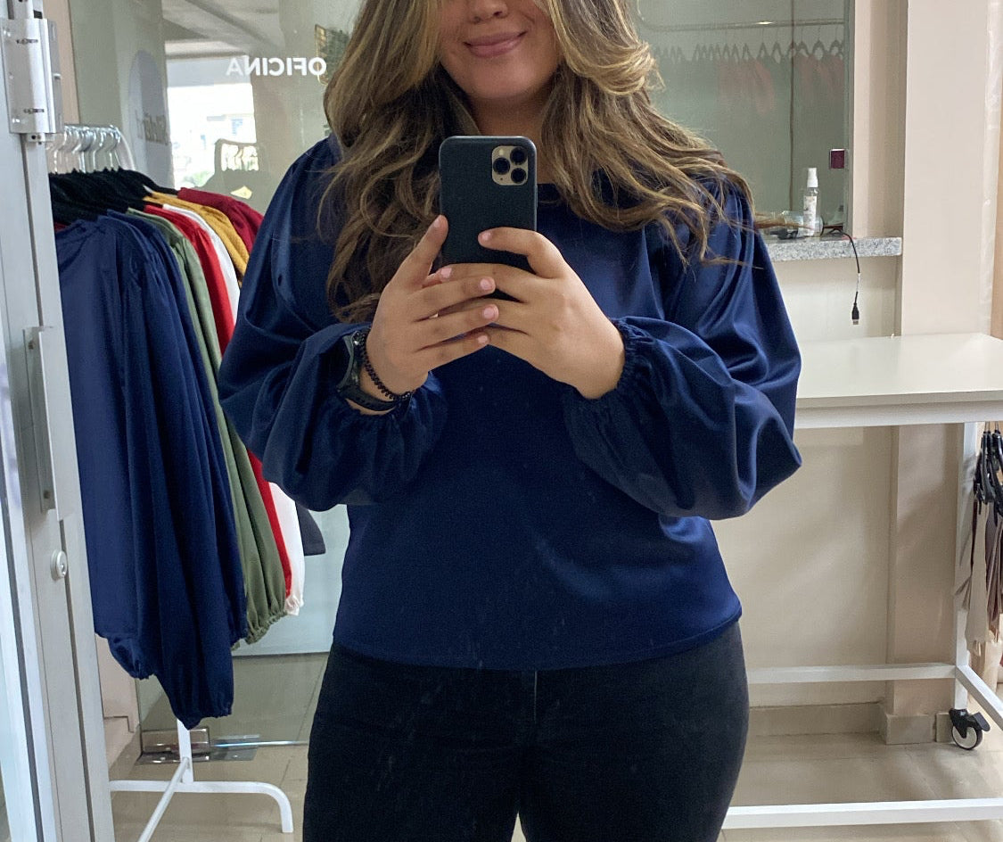 SATIN BLOUSE en azul marino